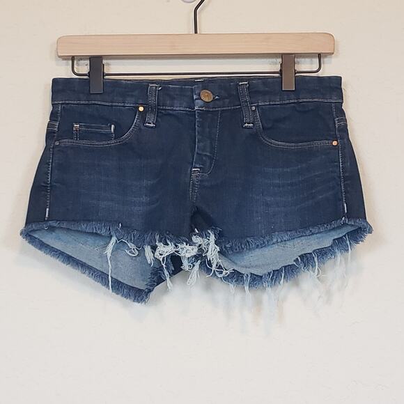 Blank NYC Low Rise Denim Frayed Shorts Size 25 - Picture 1 of 7